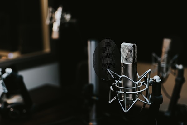 Voiceover / Voz en off